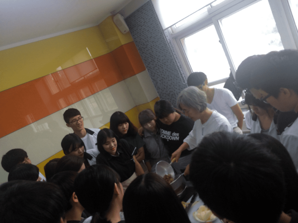 2014.8월 배숙, 궁중떡볶이 : 스마트소비아카데미 제철 농산물을 활용한 전통 음식 교육 성료